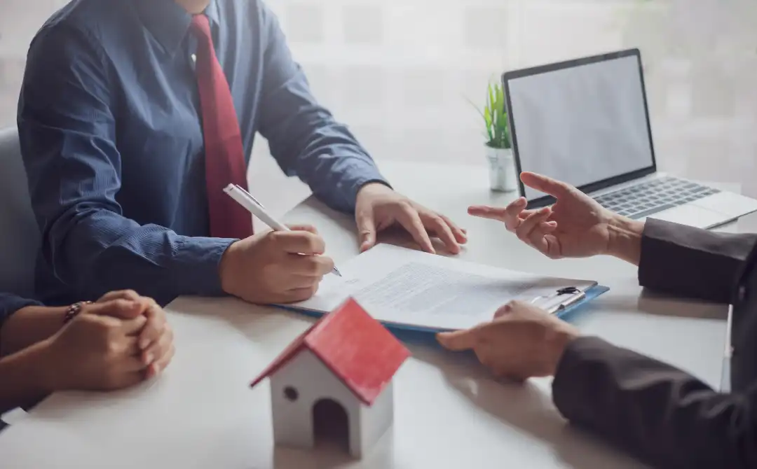 Real Estate Title Transfer and Its Effect on Insurance Policies Galveston, TX