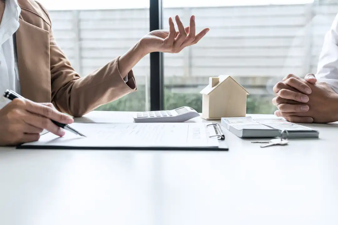 Real Estate Title Transfer and Its Effect on Insurance Policies in Galveston, TX