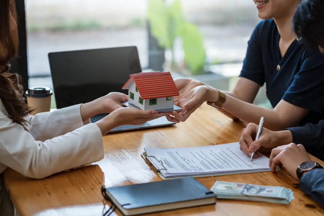 The Role of Insurance in Securing Business Funding Options in Galveston, TX